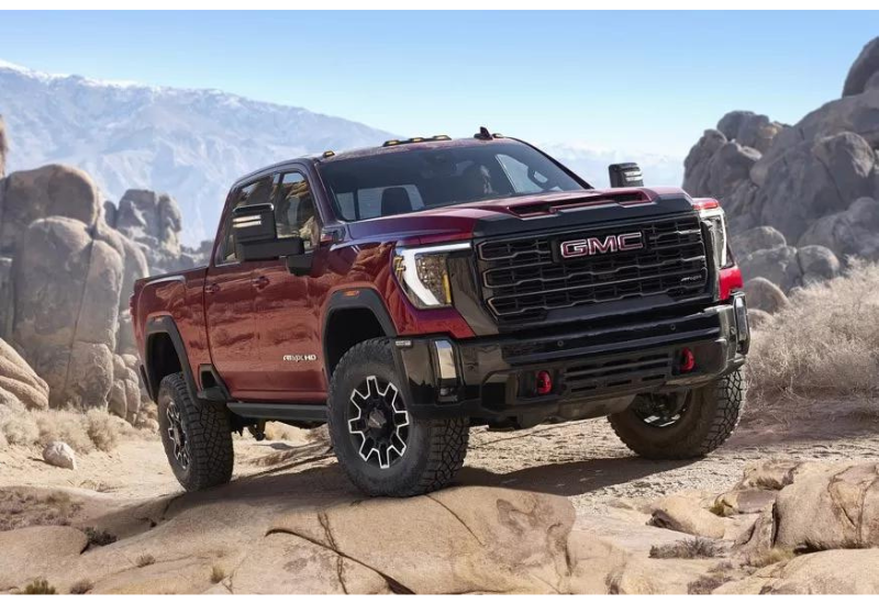Пикап-тяжеловес GMC Sierra HD получил версии AT4X и AEV Edition