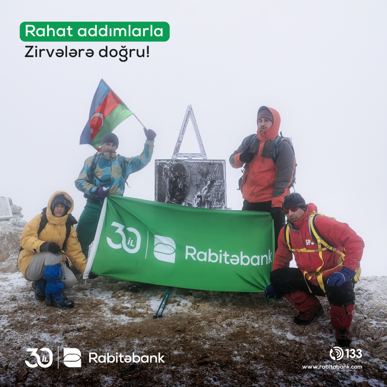 Rabitəbank əməkdaşları “Heydər zirvəsi”ndə