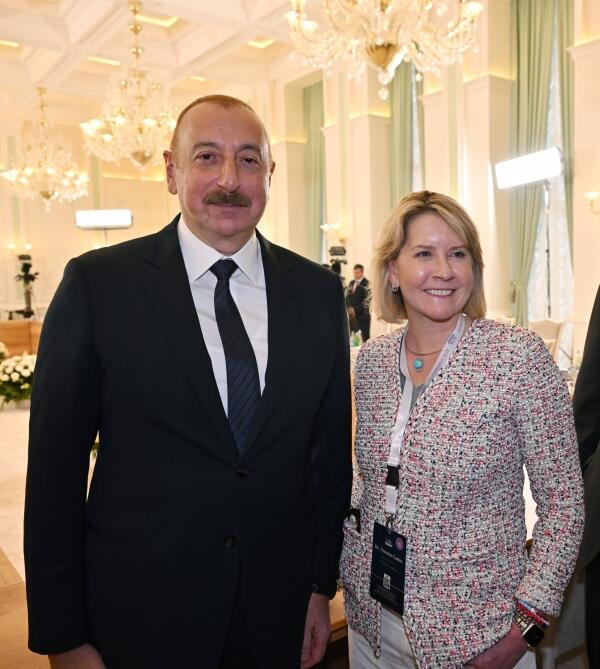 Президент Ильхам Алиев принял участие в проходящей в Шуше международной конференции на тему «Формирование геополитики Большой Евразии: от прошлого к настоящему и будущему»