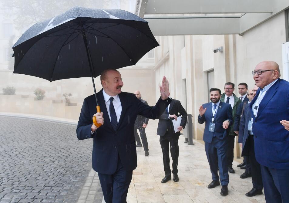 Президент Ильхам Алиев принял участие в проходящей в Шуше международной конференции на тему «Формирование геополитики Большой Евразии: от прошлого к настоящему и будущему»