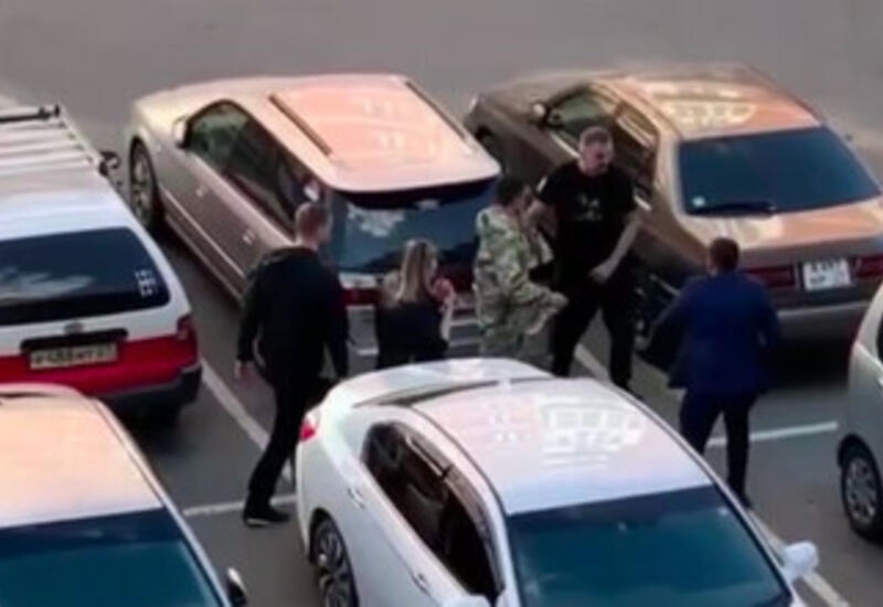 Драка со стрельбой произошла на парковке в Хабаровске