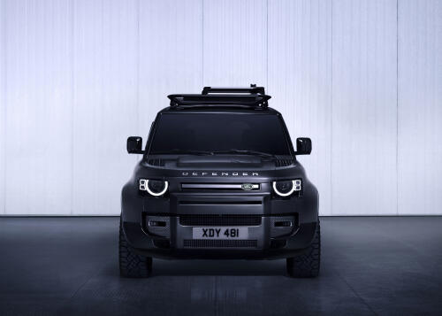 Land Rover оснастил удлиненный Defender мотором V8 на 500 л.с.