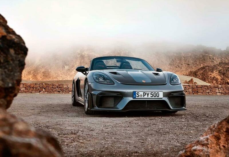 Porsche представил свой последний кабриолет с бензиновым двигателем
