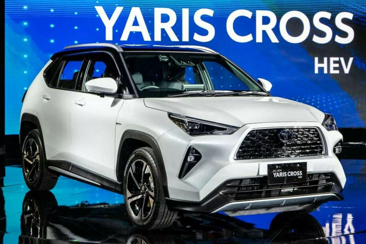 Toyota представила в Индонезии кроссовер Yaris Cross, похожий на Highlander