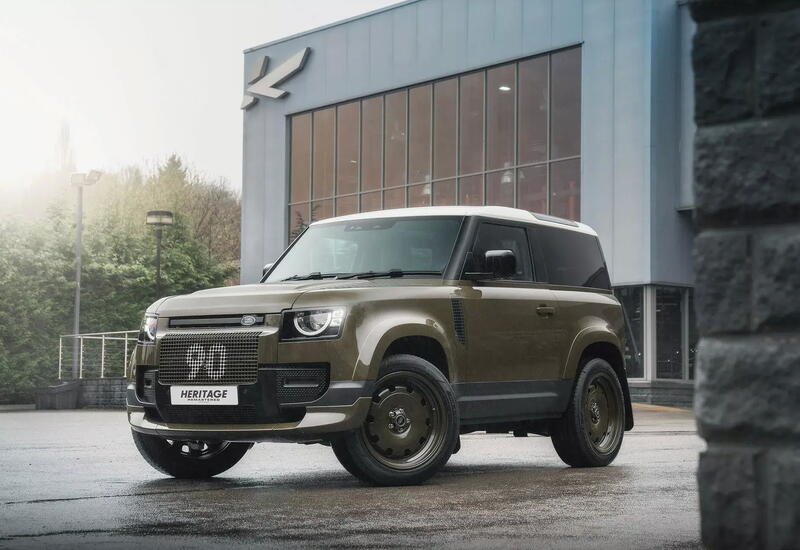 Современный Land Rover Defender превратили в ретро-внедорожник