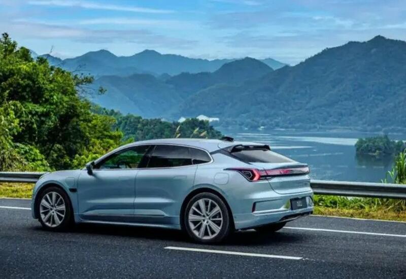 Серийный электромобиль Geely с запасом хода 1000 км стал реальностью