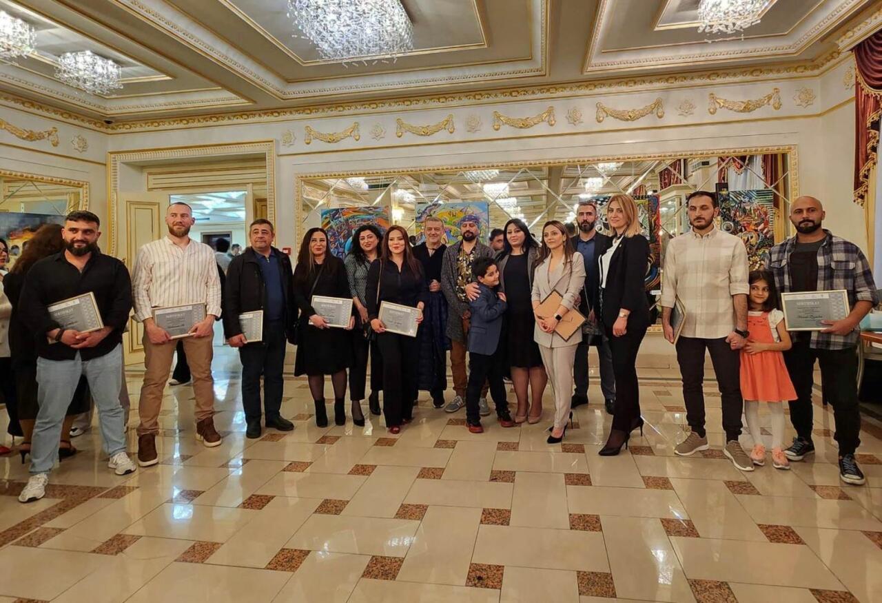 Культурное наследие Карабаха и Восточного Зангезура в красочных картинах