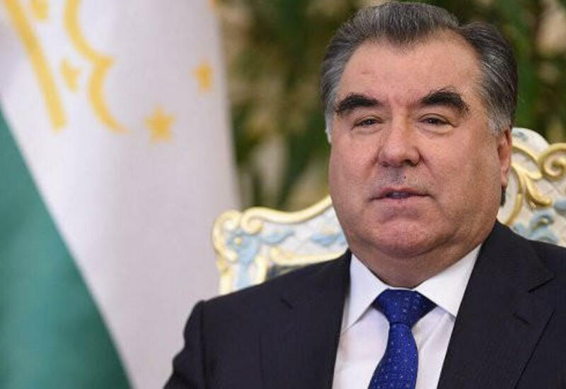 Эмомали Рахмон направил поздравительное письмо Президенту Ильхаму Алиеву