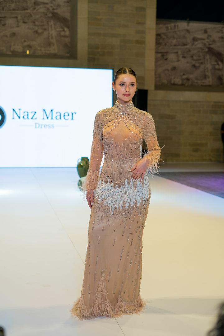 Azerbaijan Fashion Week -2023: от ковровых элементов до стиля бохо и шикарных вечерних нарядов
