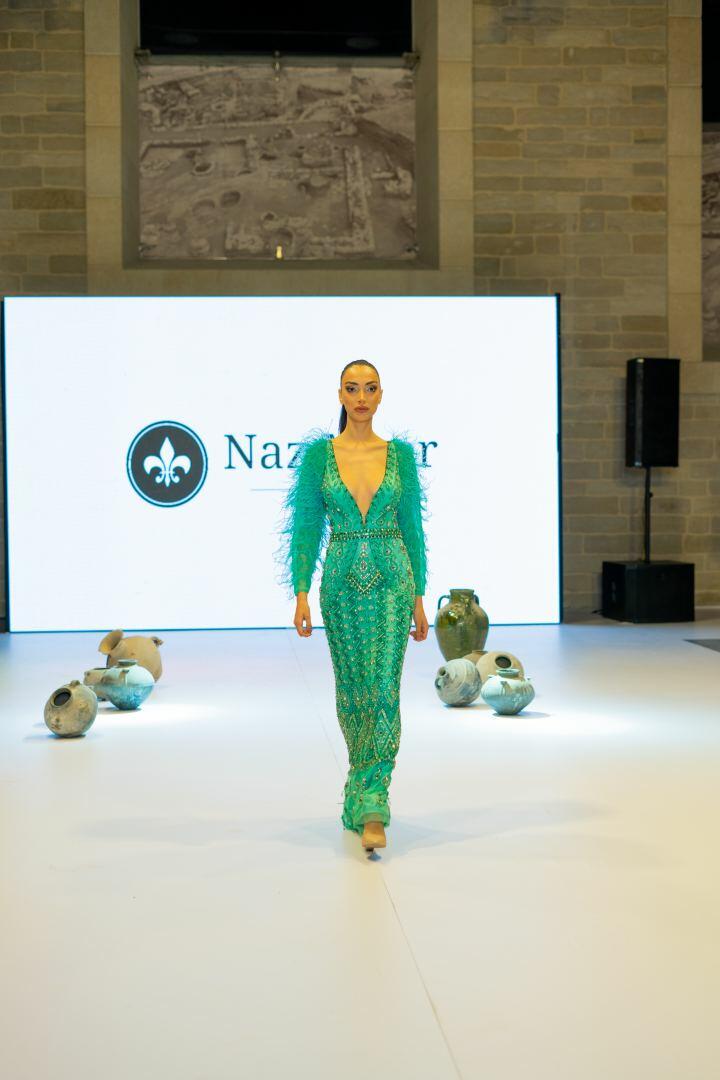 Azerbaijan Fashion Week -2023: от ковровых элементов до стиля бохо и шикарных вечерних нарядов
