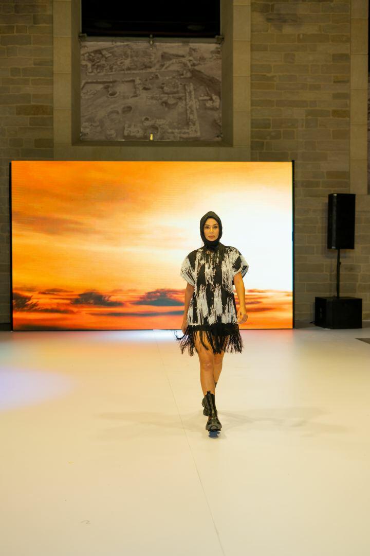 Azerbaijan Fashion Week -2023: от ковровых элементов до стиля бохо и шикарных вечерних нарядов