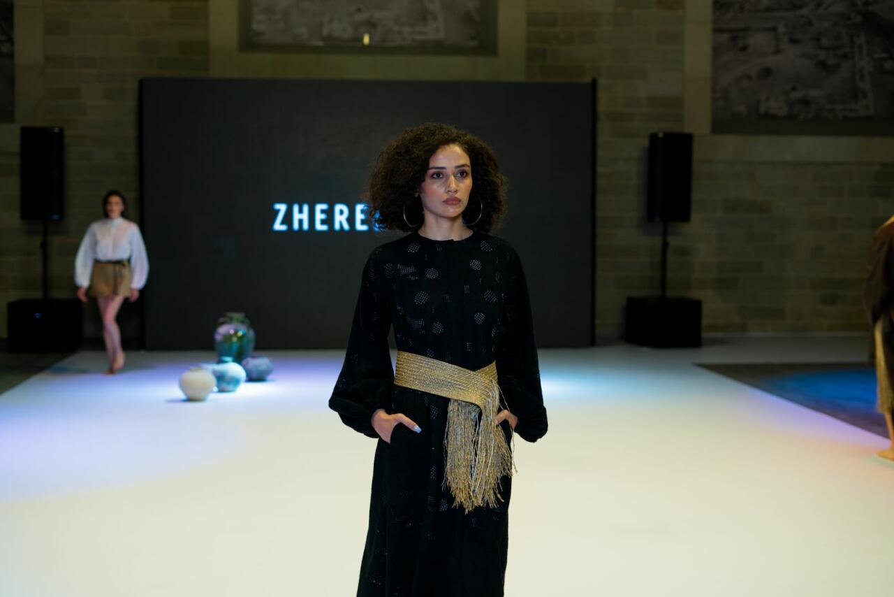 Azerbaijan Fashion Week -2023: от ковровых элементов до стиля бохо и шикарных вечерних нарядов