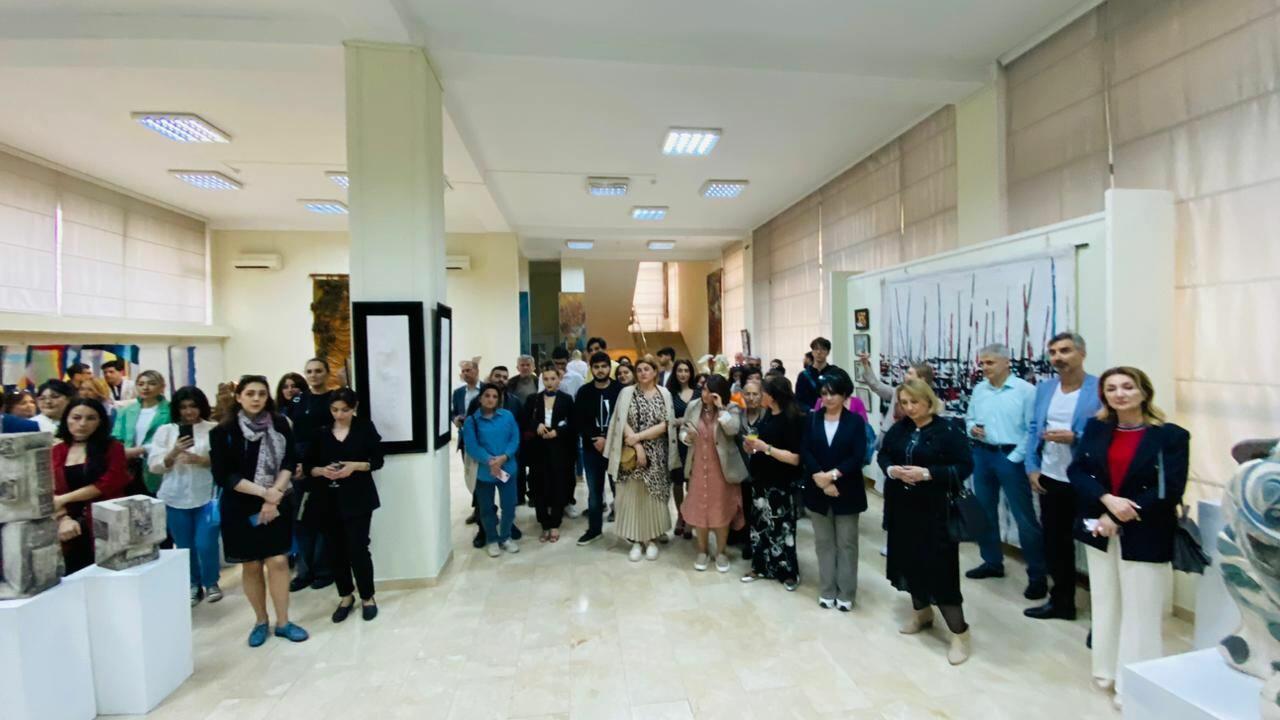 Италия в Азербайджане: Доброе утро, керамика!