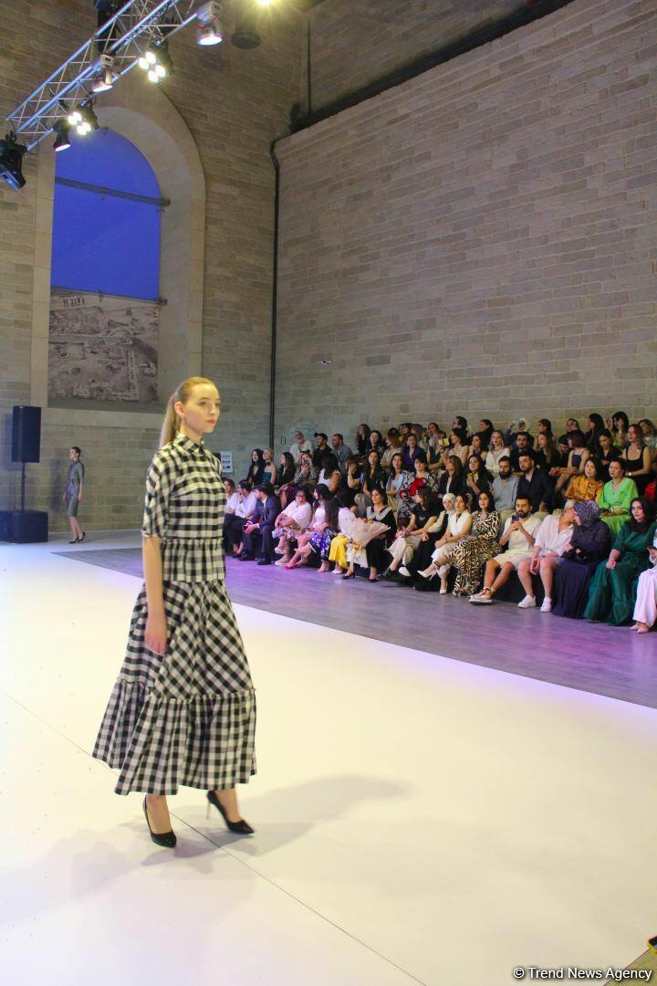 На открытии Azerbaijan Fashion Week представлена коллекция Гюльнары Халиловой "Cizgi"