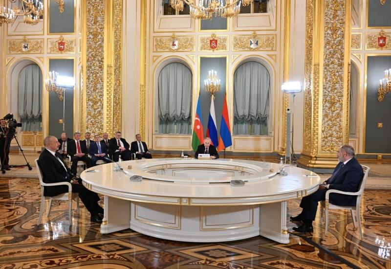 Moskvada Azərbaycan, Rusiya və Ermənistan liderlərinin üçtərəfli Zirvə görüşü olub