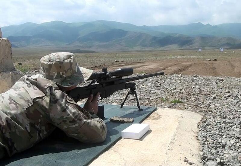 Snayperlərin atış təlimi keçirilib