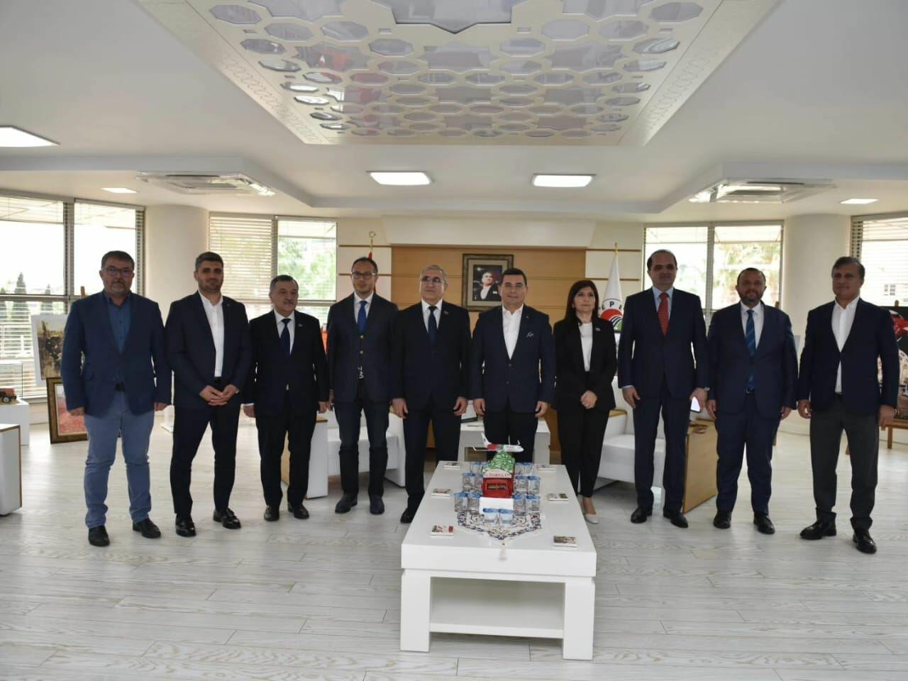 Azərbaycanlı deputatlar Türkiyədə seçkilərə hazırlıqla tanış olublar