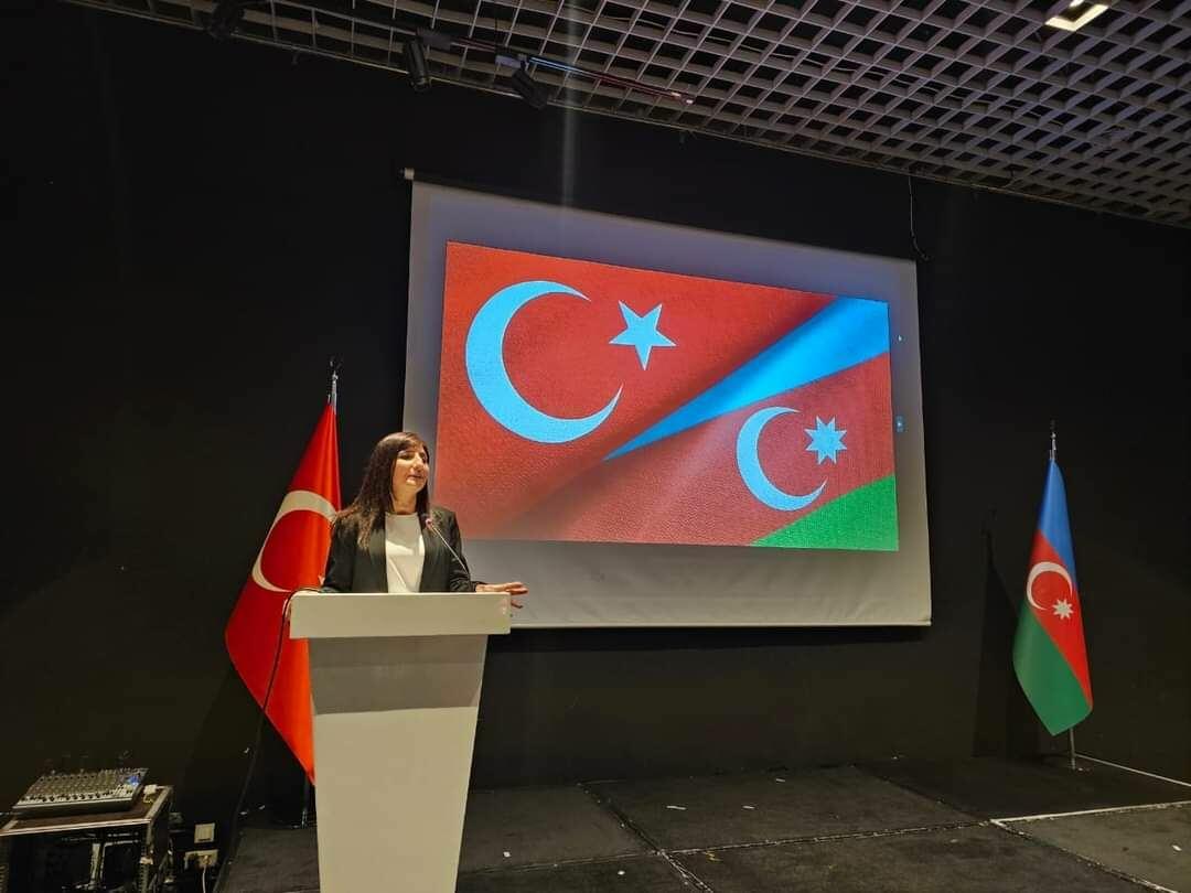 Azərbaycanlı deputatlar Türkiyədə seçkilərə hazırlıqla tanış olublar