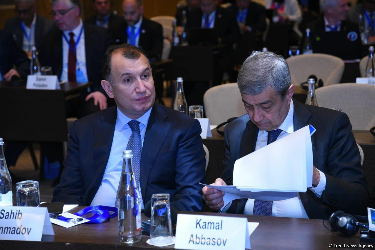 Баку принимает конференцию по разминированию