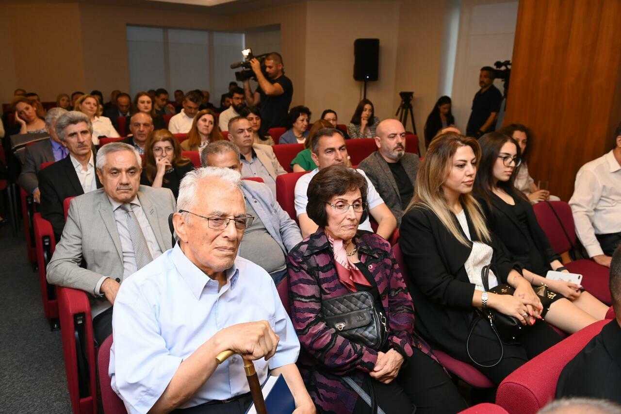 Акима Биллури (Акима Ибрагим кызы Биллури) в 23-м выпуске проекта «Халг Аманаты»