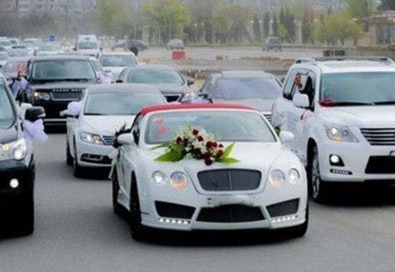 Bakıda toy karvanında 10-a yaxın maşın toqquşdu