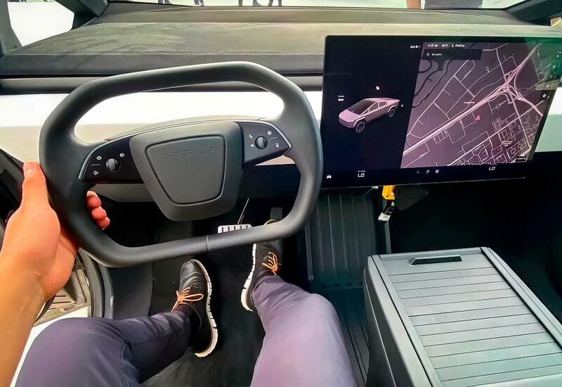 Рассекречен интерьер серийного Tesla Cybertruck
