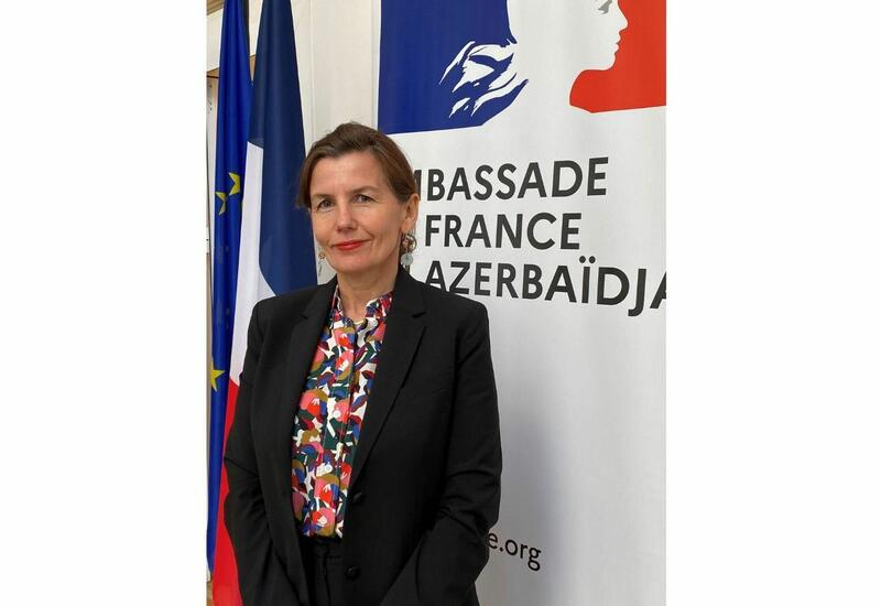 Посол Франции поздравила азербайджанский народ