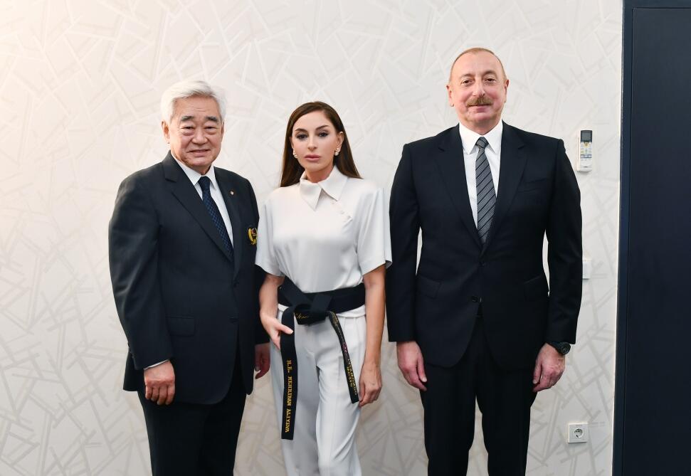 Президент Ильхам Алиев и Первая леди Мехрибан Алиева приняли участие в церемонии открытия 26-го чемпионата мира по таэквондо в Баку