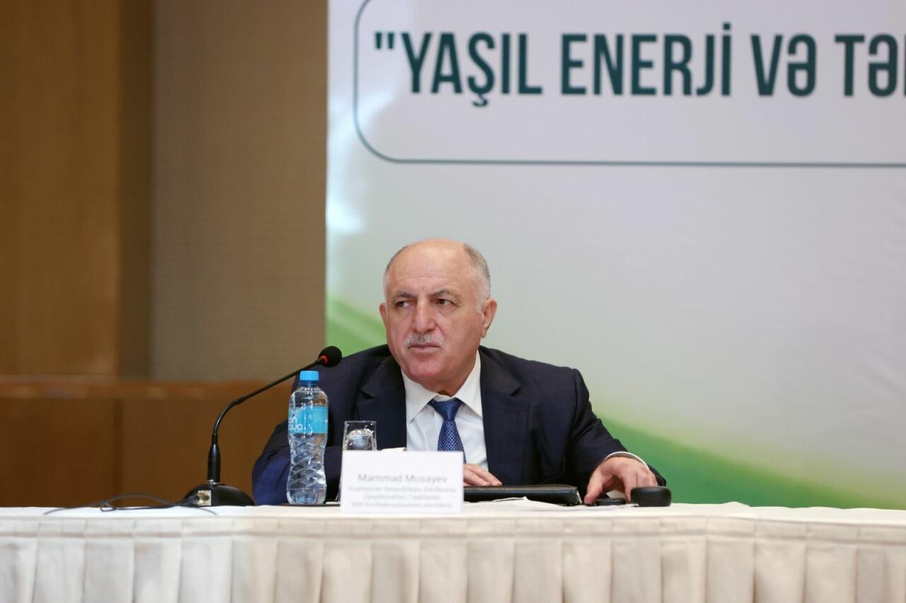 “Yaşıl enerji” və təmiz ətraf mühit mövzusunda ictimai müzakirə təşkil olunub