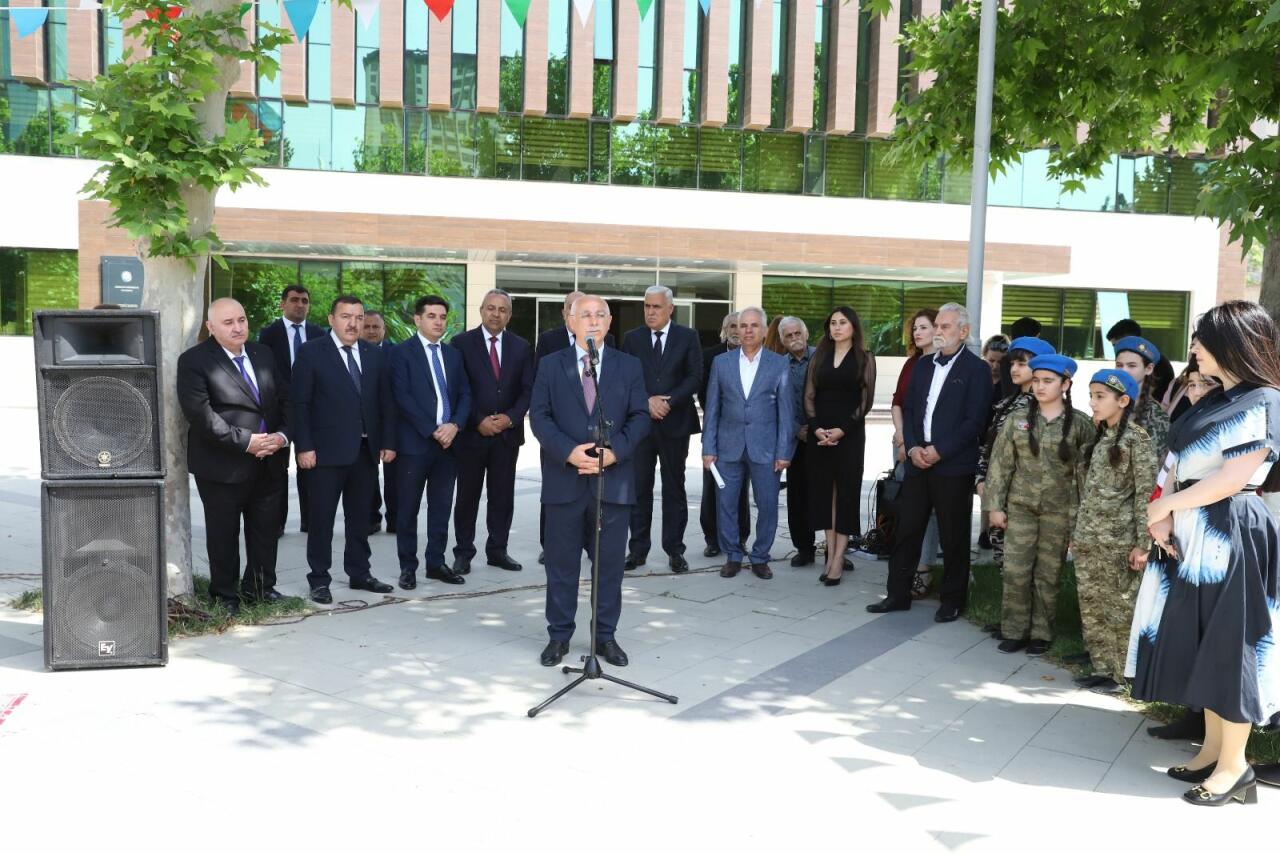 В Баку прошел VI Республиканский художественный фестиваль "AZƏRBAYCANIM"