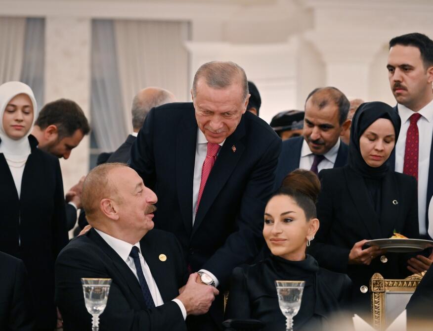 Президент Ильхам Алиев и Первая леди Мехрибан Алиева приняли участие в ужине от имени Реджепа Тайипа Эрдогана в Анкаре