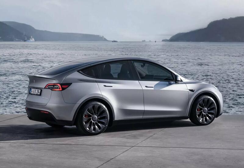 Tesla отзывает партию Model Y