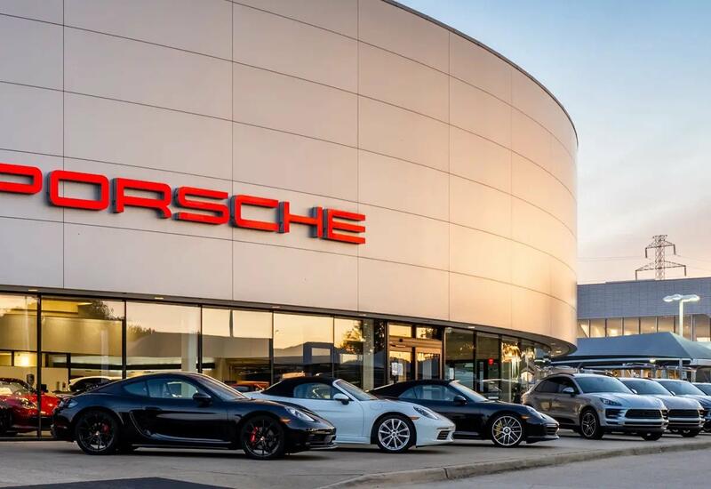 Представлен новый логотип Porsche