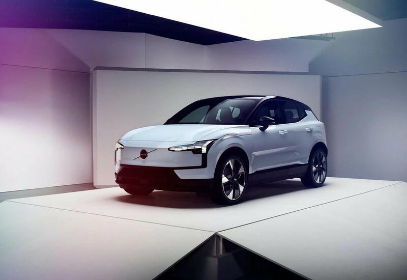Volvo представил компактный электрический кроссовер EX30