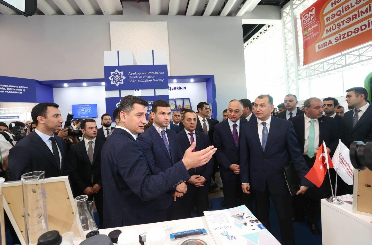 “Heydər Əliyev və Azərbaycan sahibkarlığı” mövzusunda yerli şirkətlərin sərgisi öz işinə başlayıb