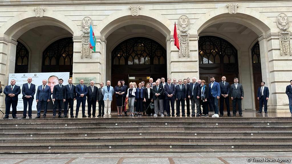 Гянджа становится эпицентром мирового диалога о реконструкции, мире и интеграции