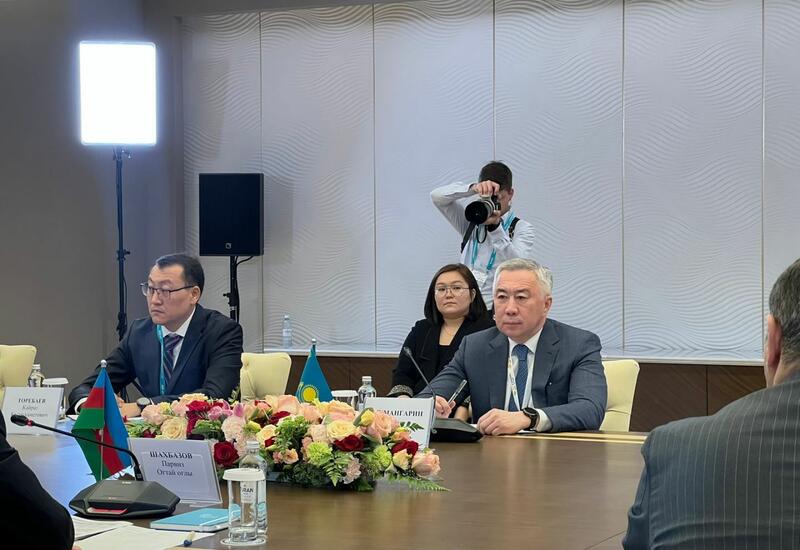 Казахстан и Азербайджан прорабатывают соглашение о поставке локомотивов