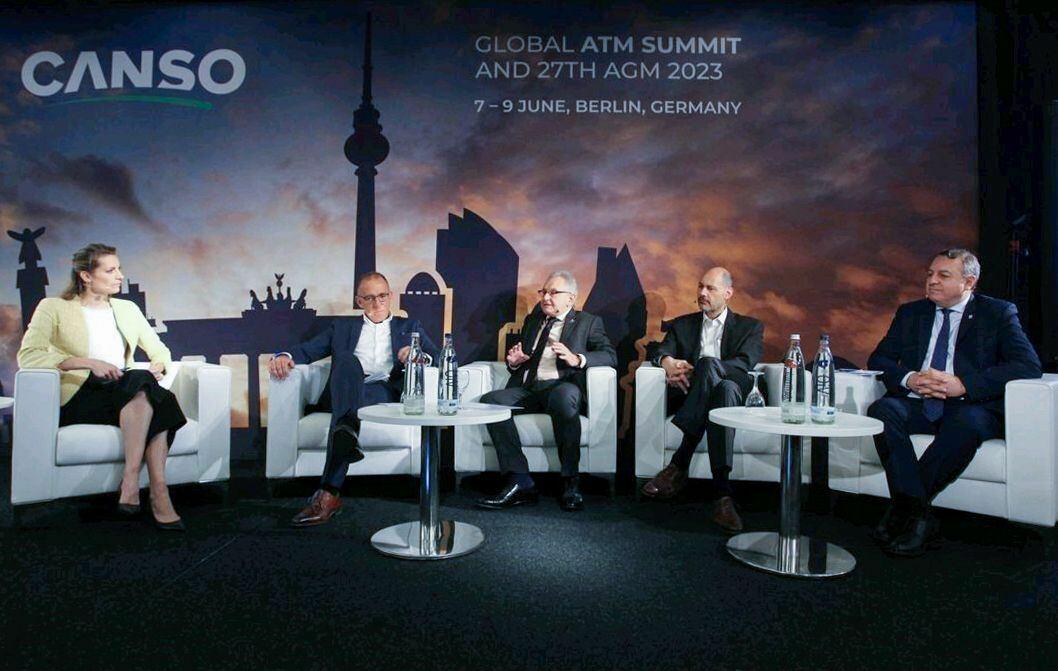 Ümumdünya Aeronaviqasiya Sammiti: Berlin estafeti Bakıya ötürdü