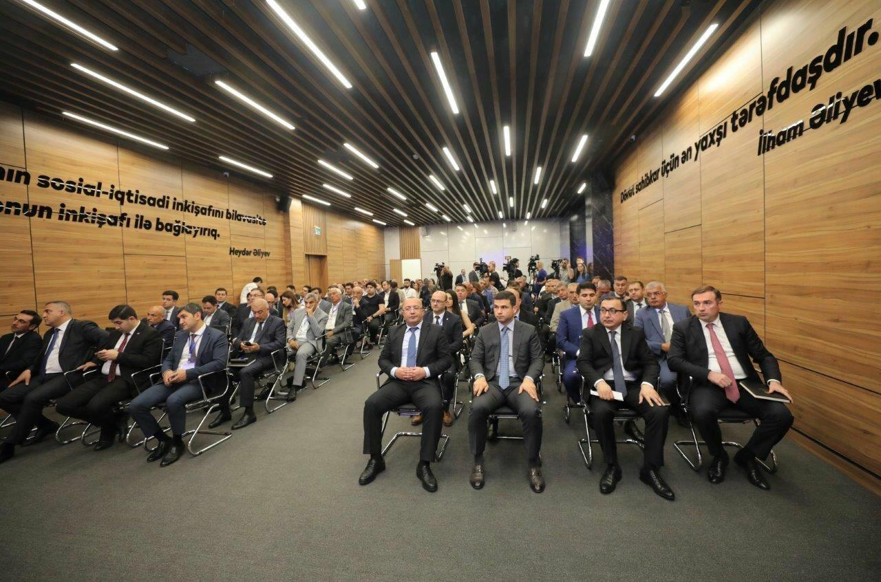 Dağ-mədən sahəsində mövcud imkanlar və perspektivlər mövzusunda biznes forum keçirilib