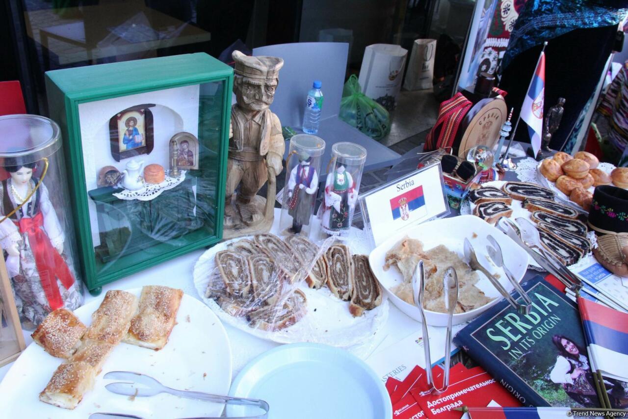 В Университете ADA открылся международный фестиваль с участием посольств 35 стран