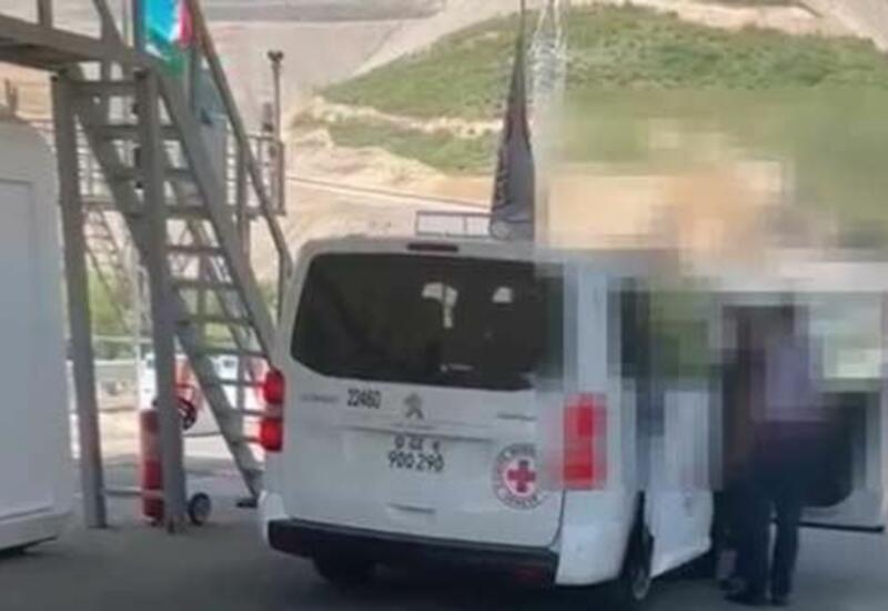 Армянские жители Карабаха беспрепятственно переходят через ППП "Лачин"