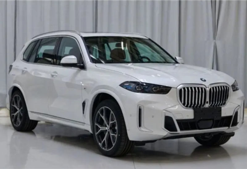 Это новейший внедорожник BMW X5L