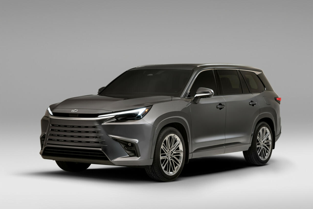 Lexus показал новый кроссовер TX