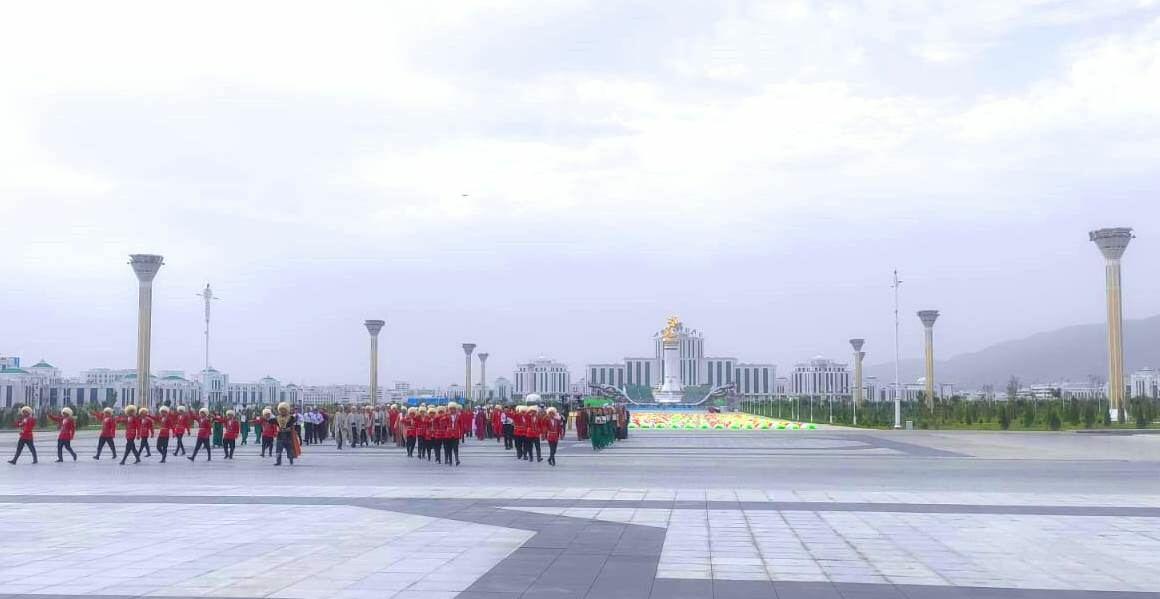 В Туркменистане состоялось торжественное открытие первого "умного" города Аркадаг
