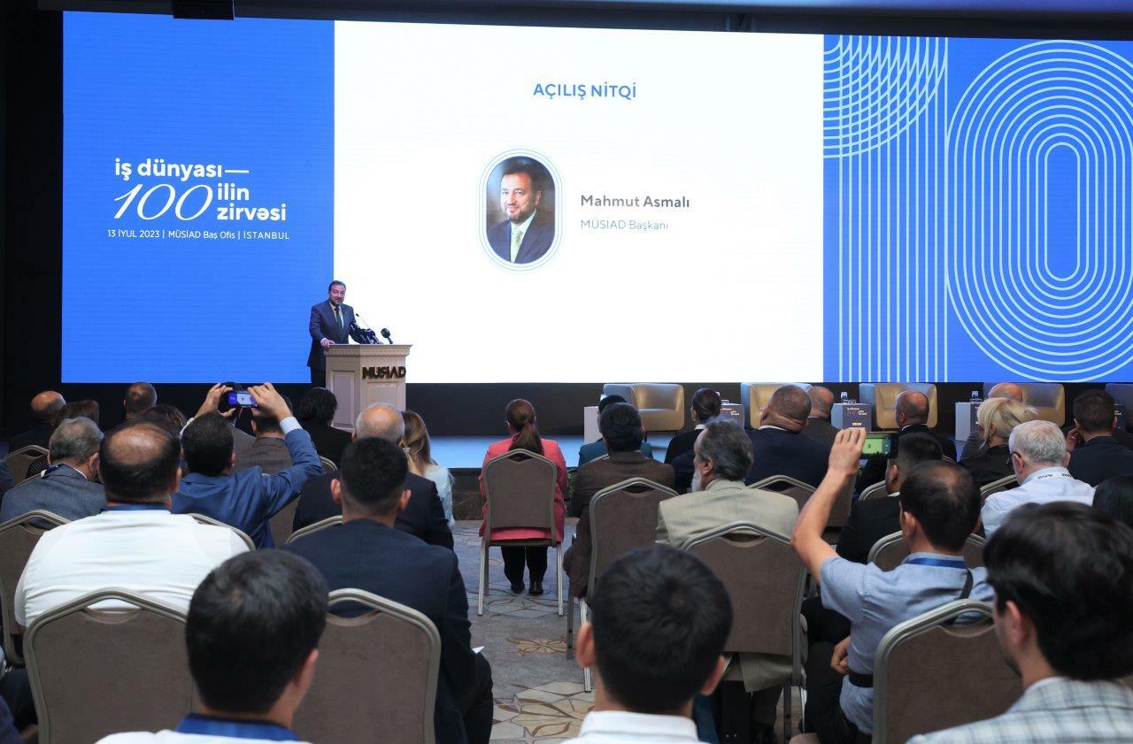 “İş dünyası - 100 ilin zirvəsi” biznes forum-sərgi keçirilb