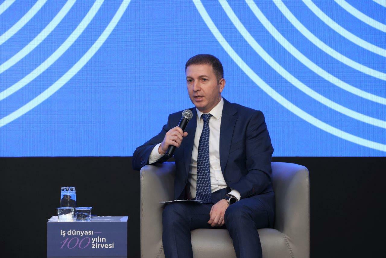 “İş dünyası - 100 ilin zirvəsi” biznes forum-sərgi keçirilb