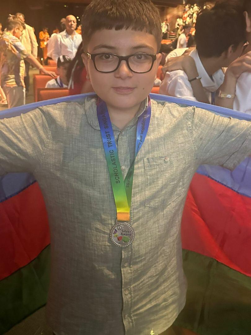 13 yaşlı həmyerlimiz riyaziyyat üzrə beynəlxalq olimpiadada gümüş medal qazanıb