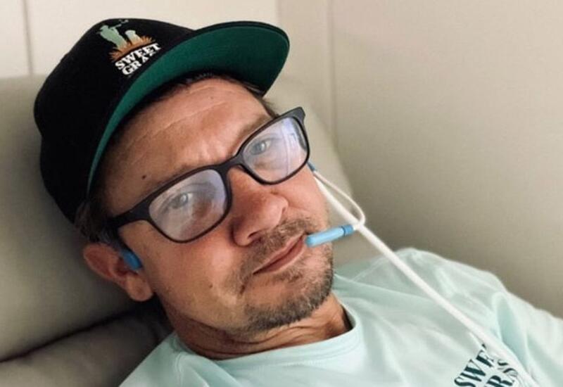 Сломавший десятки костей звездный актер "Мстителей" показал свое лечение