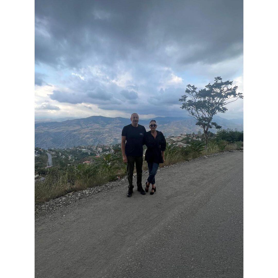 Первый вице-президент Мехрибан Алиева поделилась кадрами из поездки с Президентом Ильхамом Алиевым в Кяльбаджарский и Лачинский районы