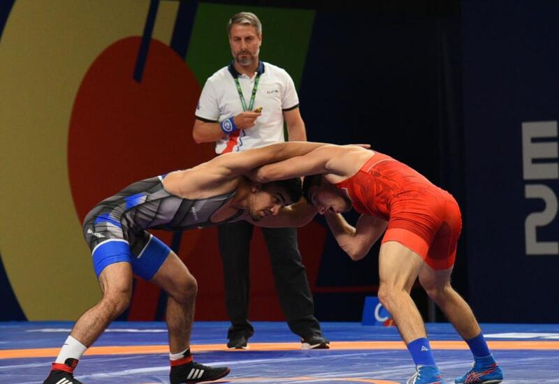 Азербайджанские борцы вышли в следующий этап соревнований на международном университетском фестивале